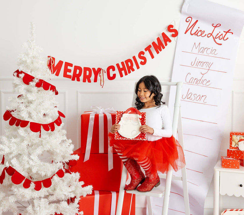 Large Red Star Plates - 8CT