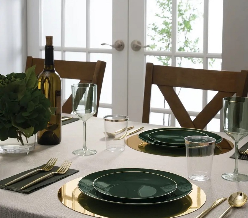 Emerald Green Plastic Dinner Plates with Gold Trim 10CT