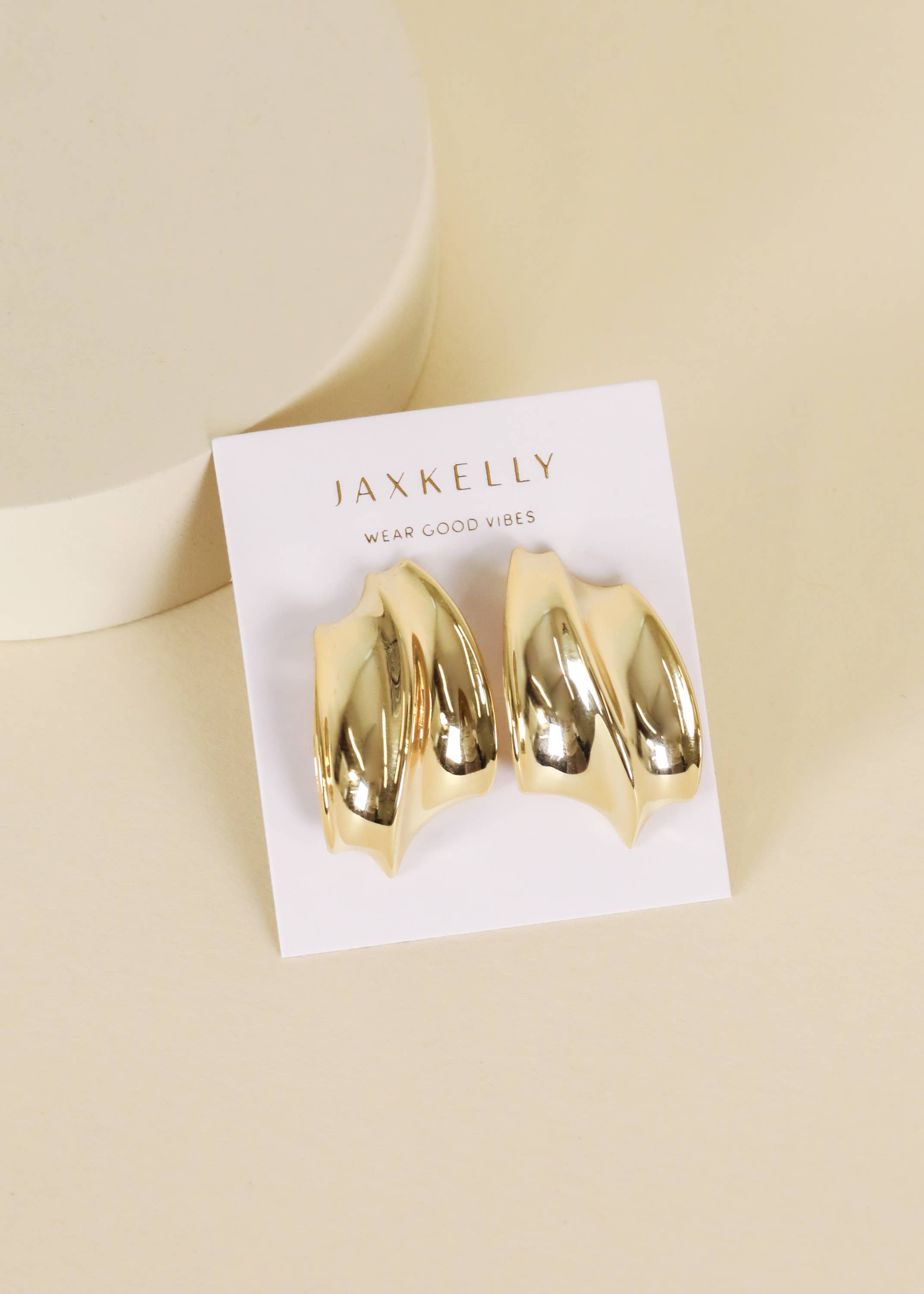 Bold Wave - Gold Earrings