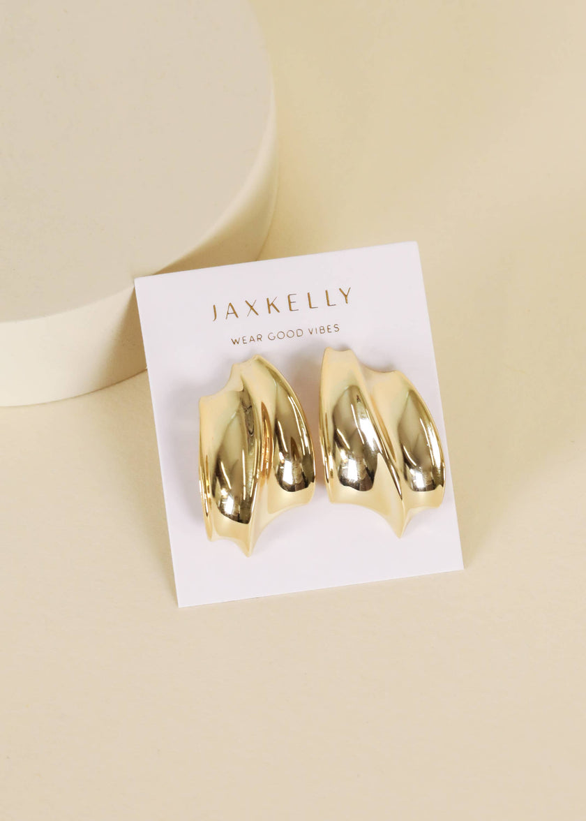 Bold Wave - Gold Earrings